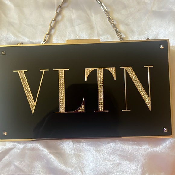 Valentino Hard Shoulder Bag - Picture 3 of 3